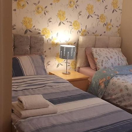 Delightful Home Stay - Double Ensuiteroom. グラスゴー エクステリア 写真