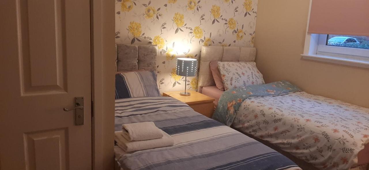 Delightful Home Stay - Double Ensuiteroom. グラスゴー エクステリア 写真